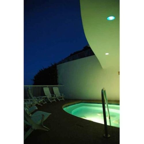 Jacuzzi