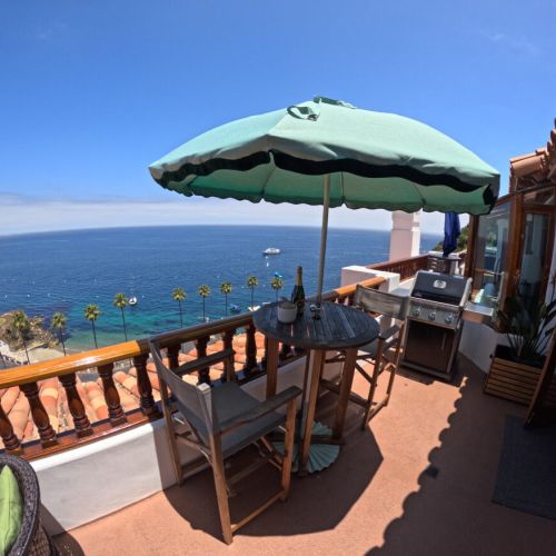 - Fire up the grill and dine al fresco with front row views of the Pacific horizon
- Sip wine in the shade under your private umbrella, watching boats drift by
- Charming beach below and endless sky above make every sunset unforgettable