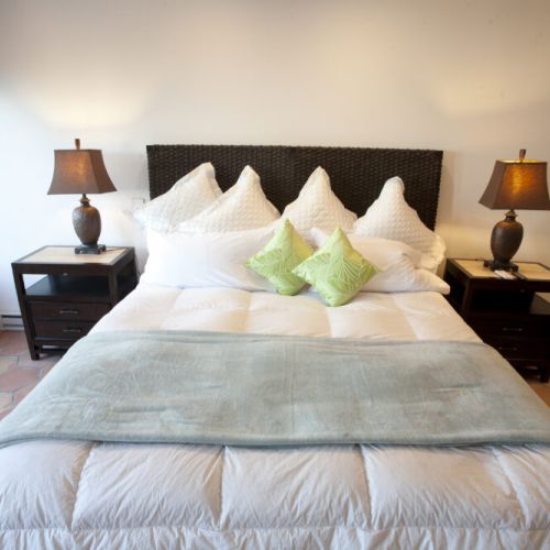 Master bedoom